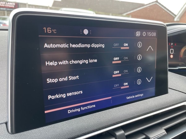 Used Peugeot 3008 2017 for sale - 76261370: Photo 28
