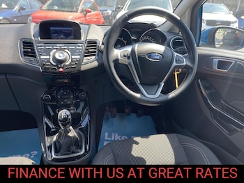 Used Ford Fiesta 2015 for sale - 79165580: Photo