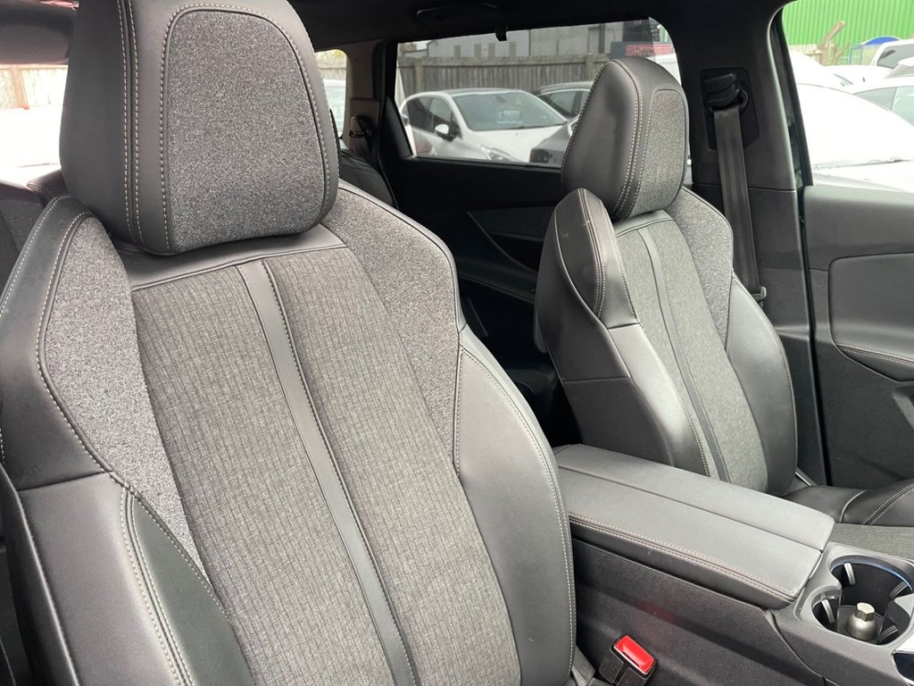 Used Peugeot 5008 2018 for sale - 76509388: Photo 30