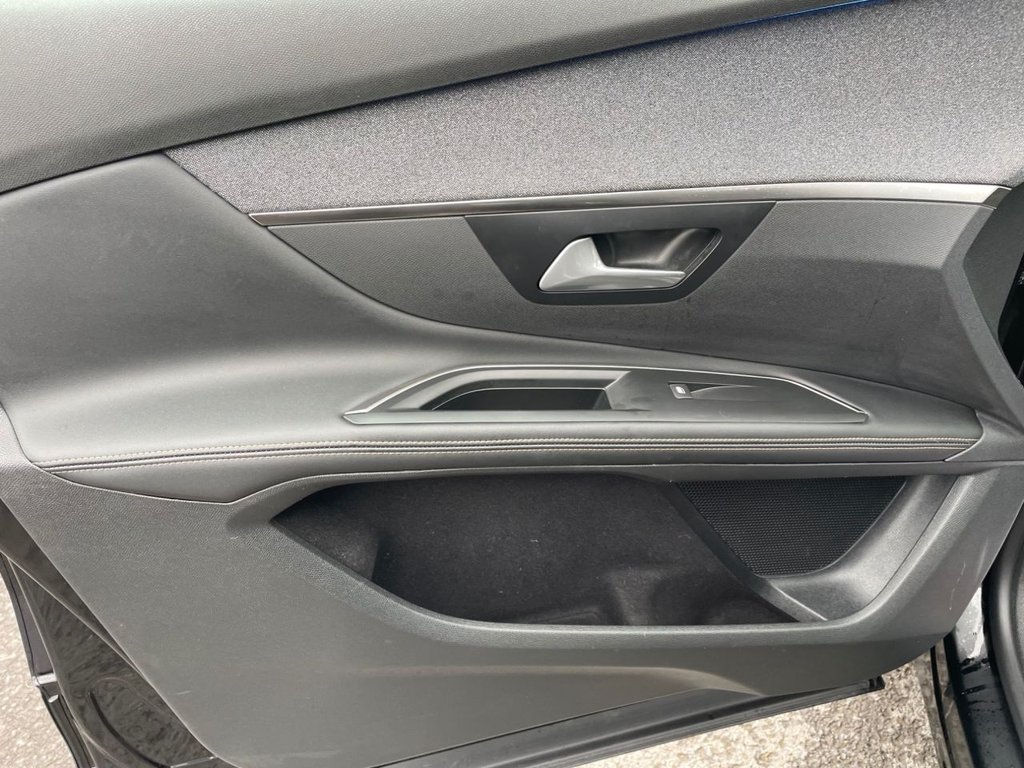 Used Peugeot 5008 2018 for sale - 76509388: Photo 41