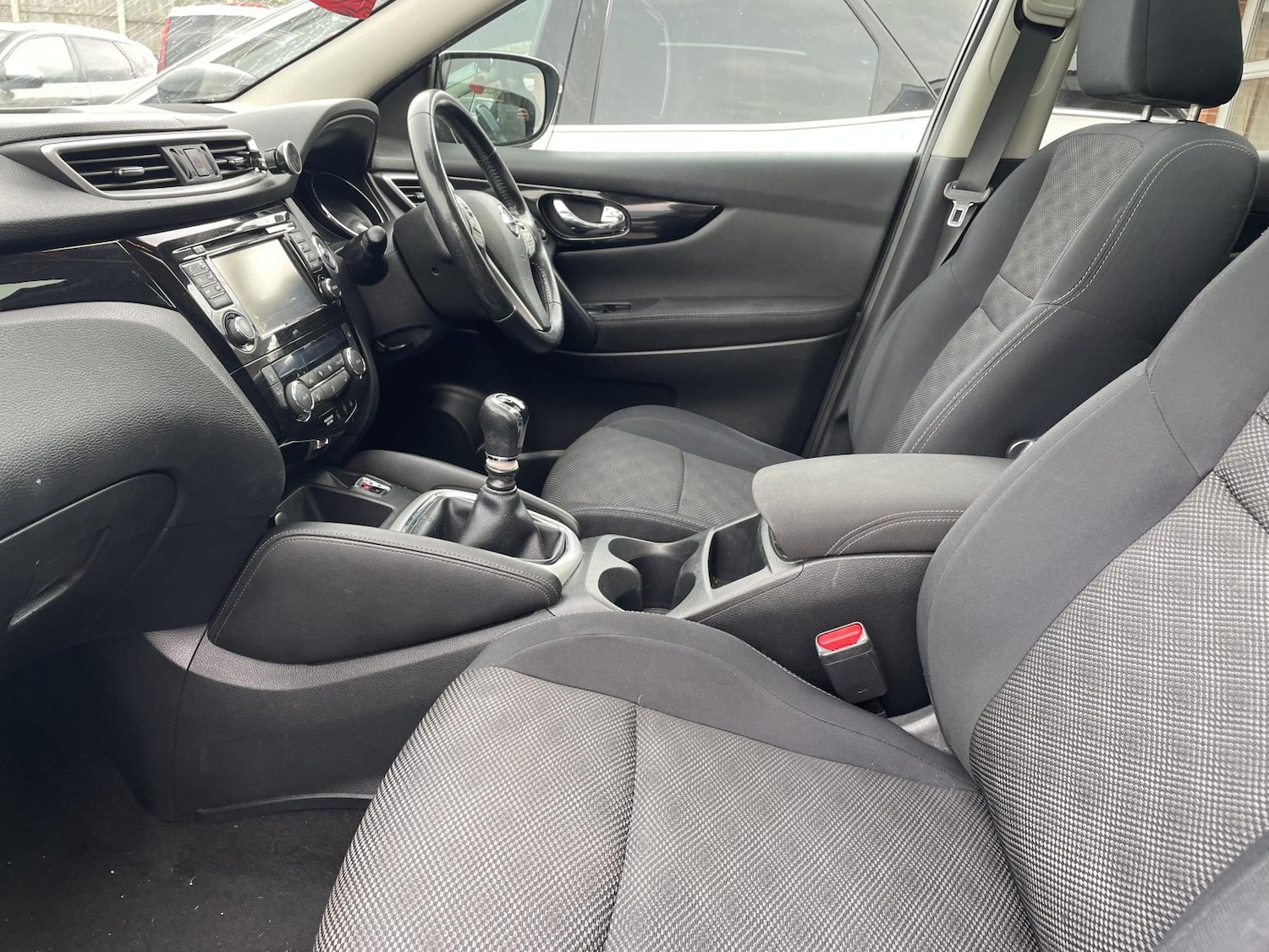 Used Nissan Qashqai 2015 for sale - 78112772: Photo 3