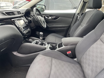 Used Nissan Qashqai 2015 for sale - 78112772: Photo