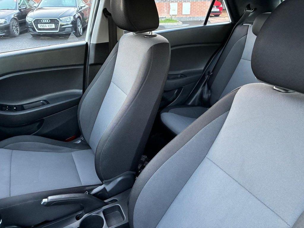 Used Hyundai i20 2018 for sale - 77225358: Photo 19