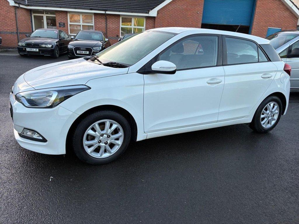 Used Hyundai i20 2018 for sale - 77225358: Photo 4