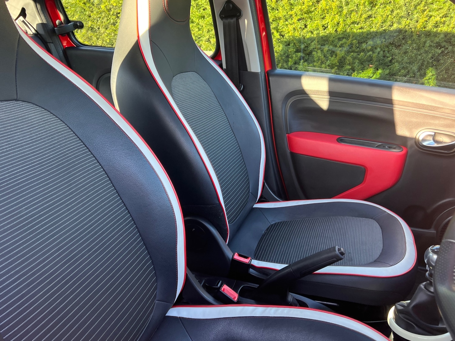 Used Renault Twingo 2015 for sale - 76445133: Photo 11