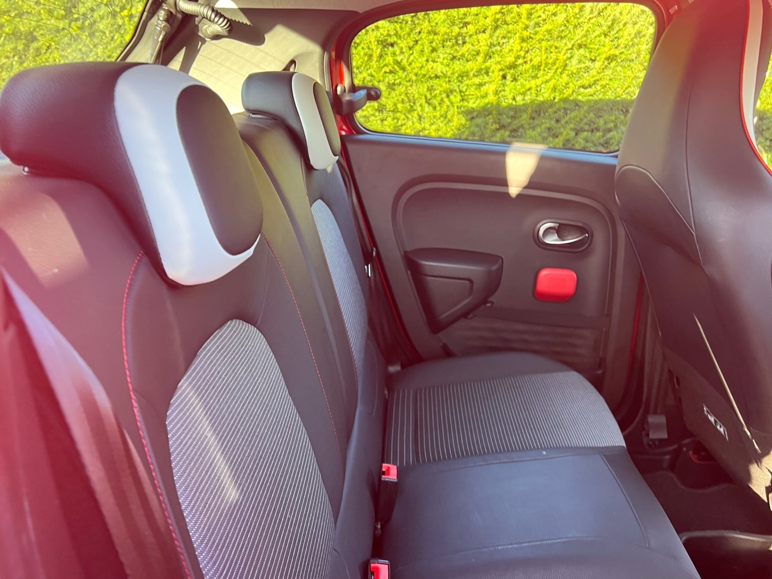 Used Renault Twingo 2015 for sale - 76445133: Photo 19