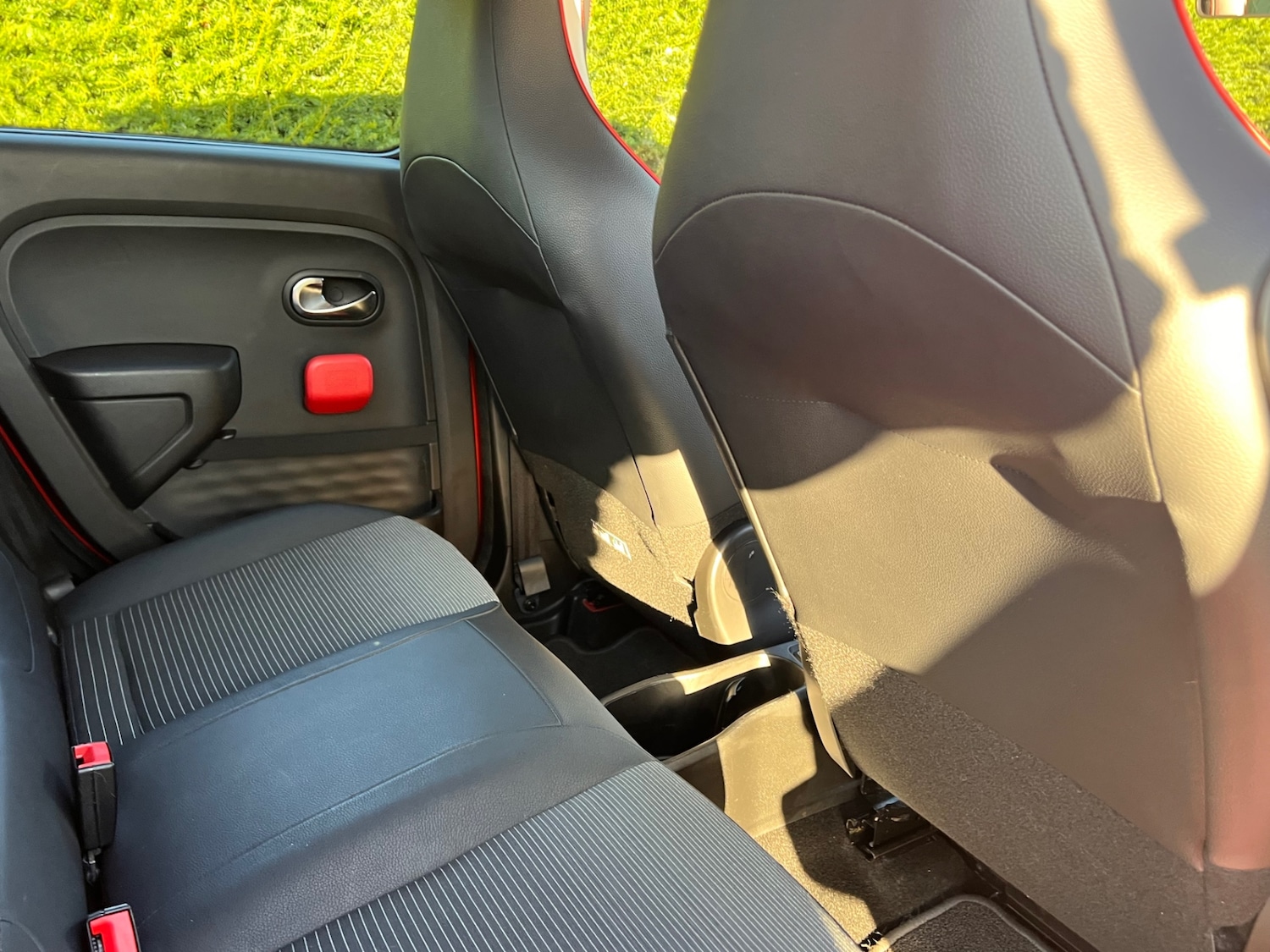 Used Renault Twingo 2015 for sale - 76445133: Photo 22