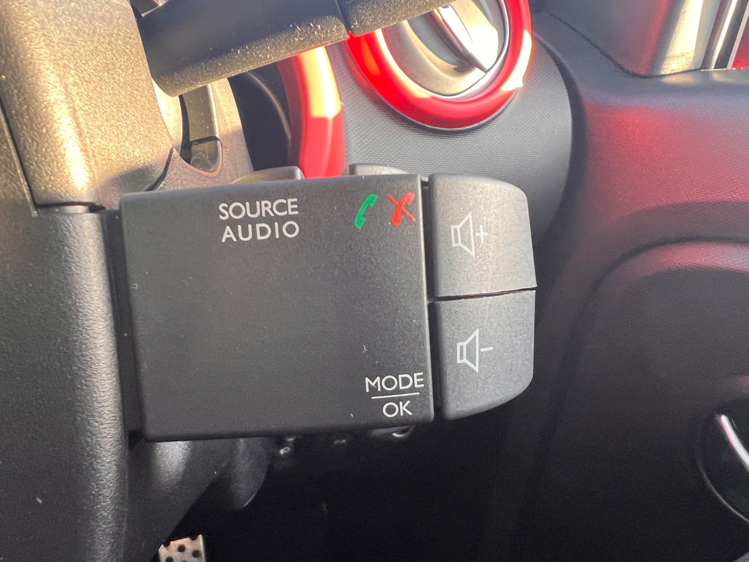 Used Renault Twingo 2015 for sale - 76445133: Photo 26