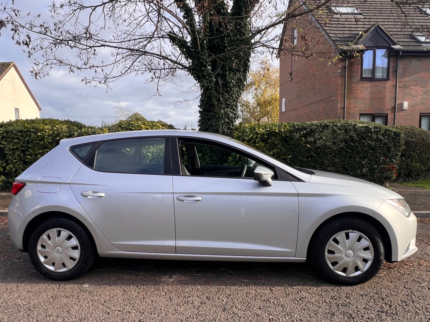 Used SEAT Leon 2013 for sale - 76693104: Photo 2