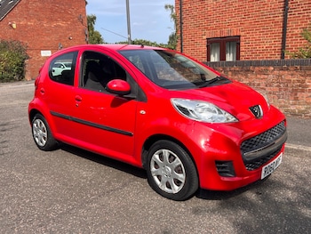 Peugeot - 107