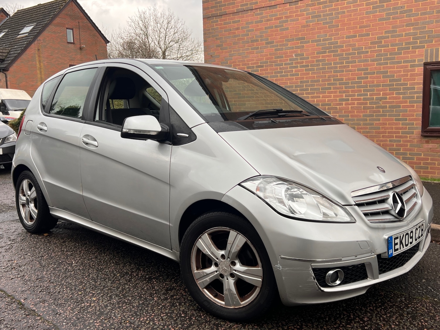 Used Mercedes-Benz A-Class 2009 for sale - 76547968: Photo 1