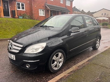 Used Mercedes-Benz B Class 2010 for sale - 77240209: Photo