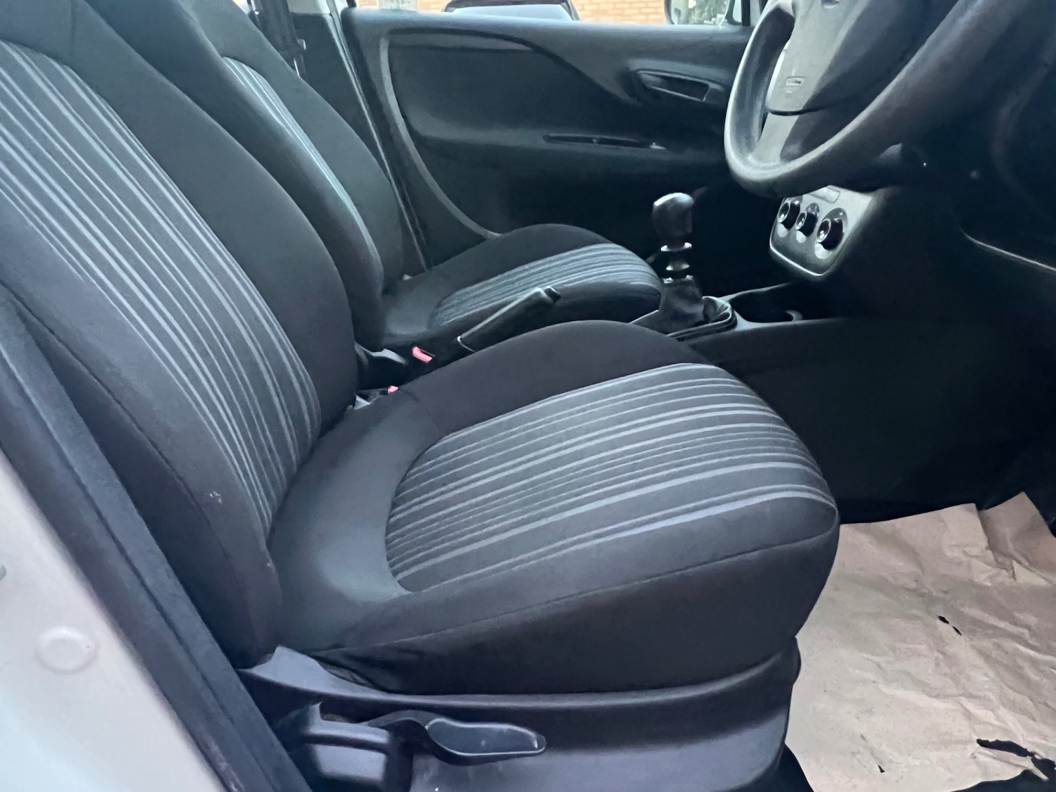 Used Fiat Punto Evo 2011 for sale - 77166095: Photo 16