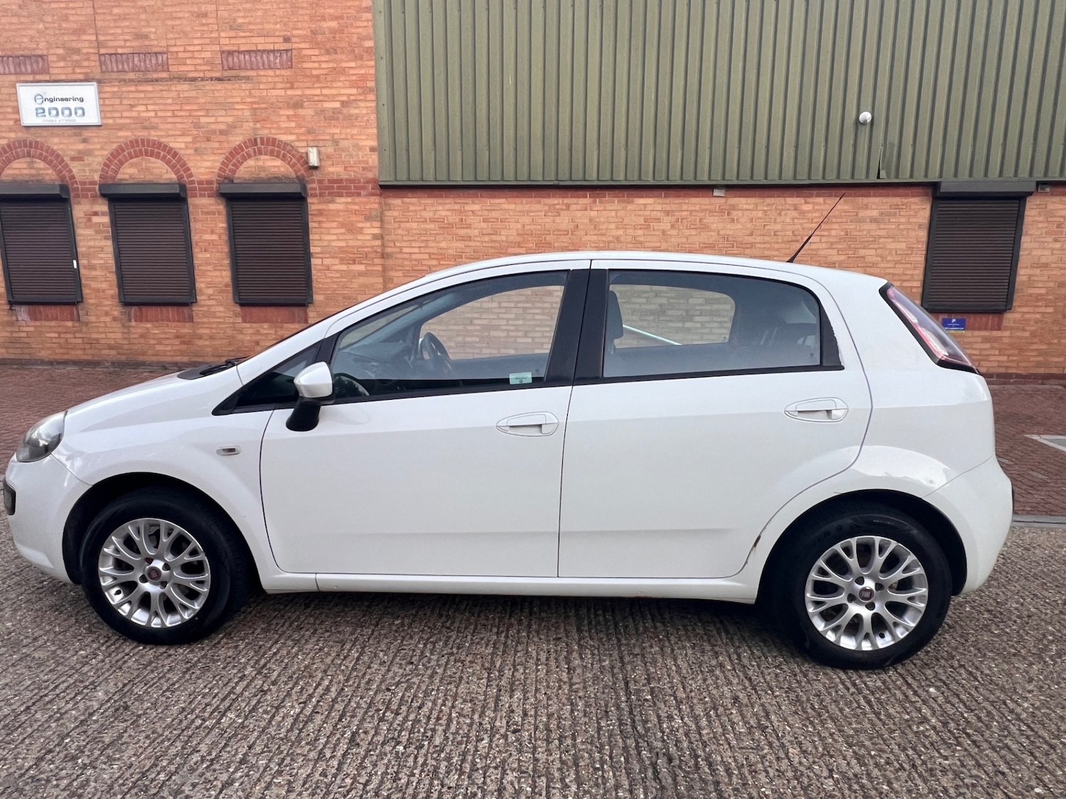 Used Fiat Punto Evo 2011 for sale - 77166095: Photo 4