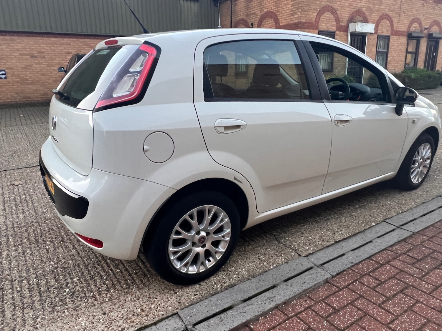Used Fiat Punto Evo 2011 for sale - 77166095: Photo 8