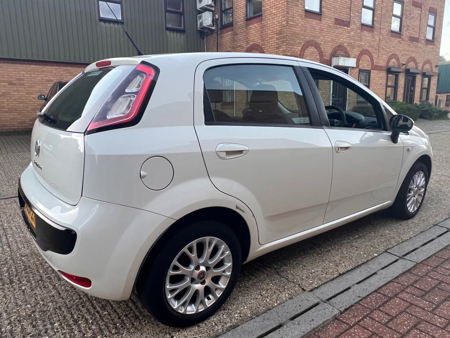 Used Fiat Punto Evo 2011 for sale - 77166095: Photo 9