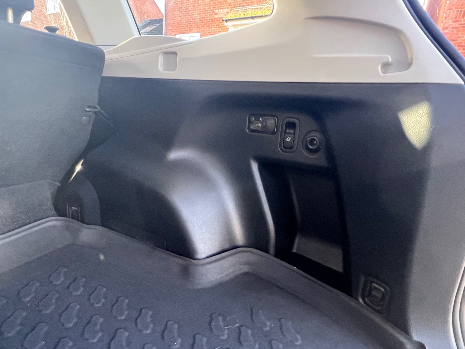 Used Subaru Forester 2015 for sale - 77051553: Photo 9