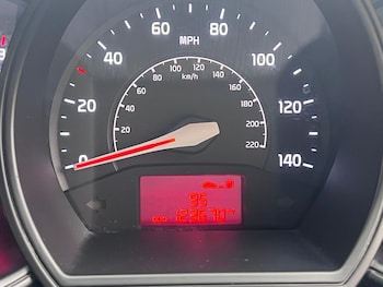 Used Kia Rio 2013 for sale - 76911415: Photo