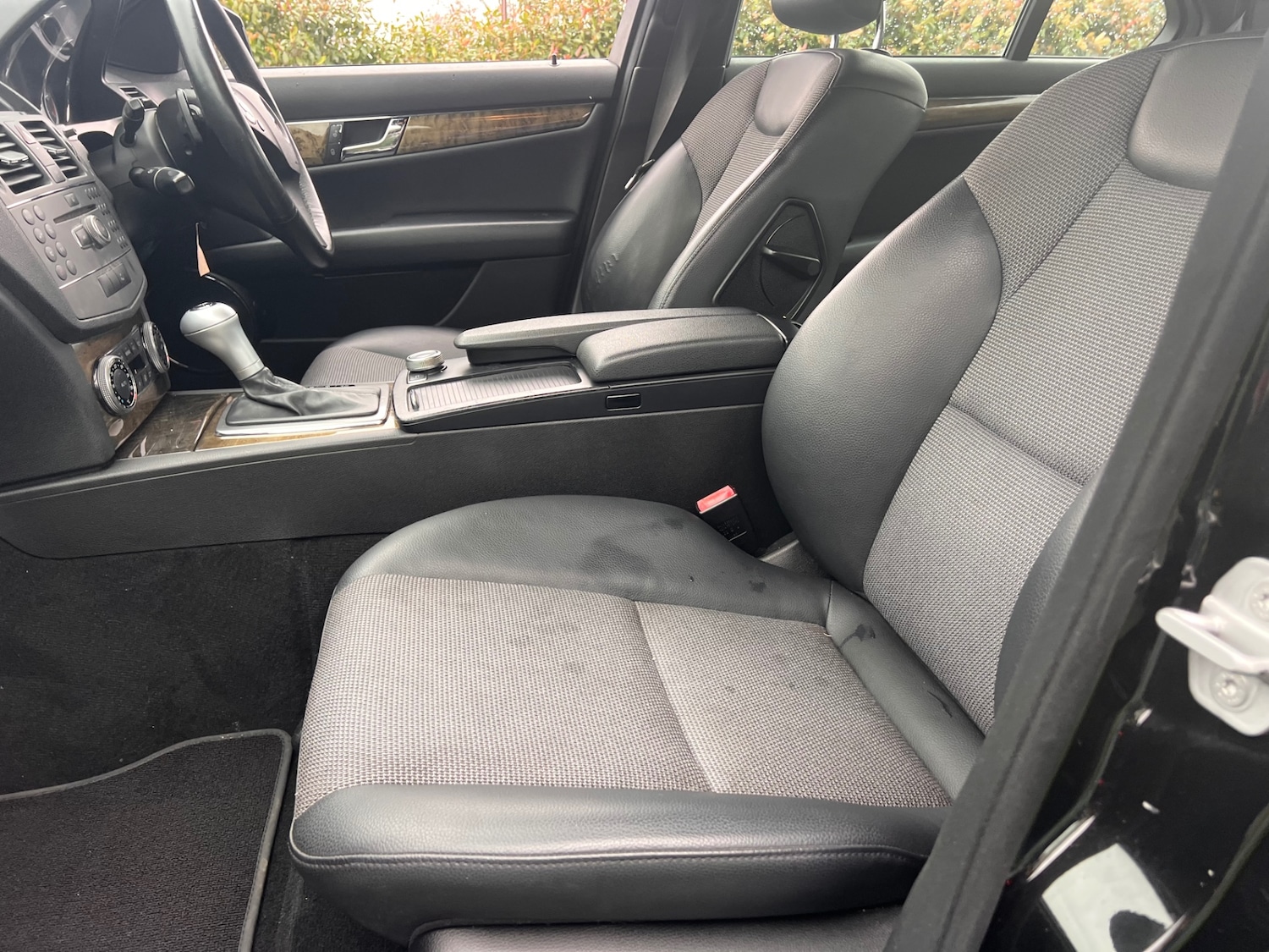 Used Mercedes-Benz C Class 2009 for sale - 76892996: Photo 13