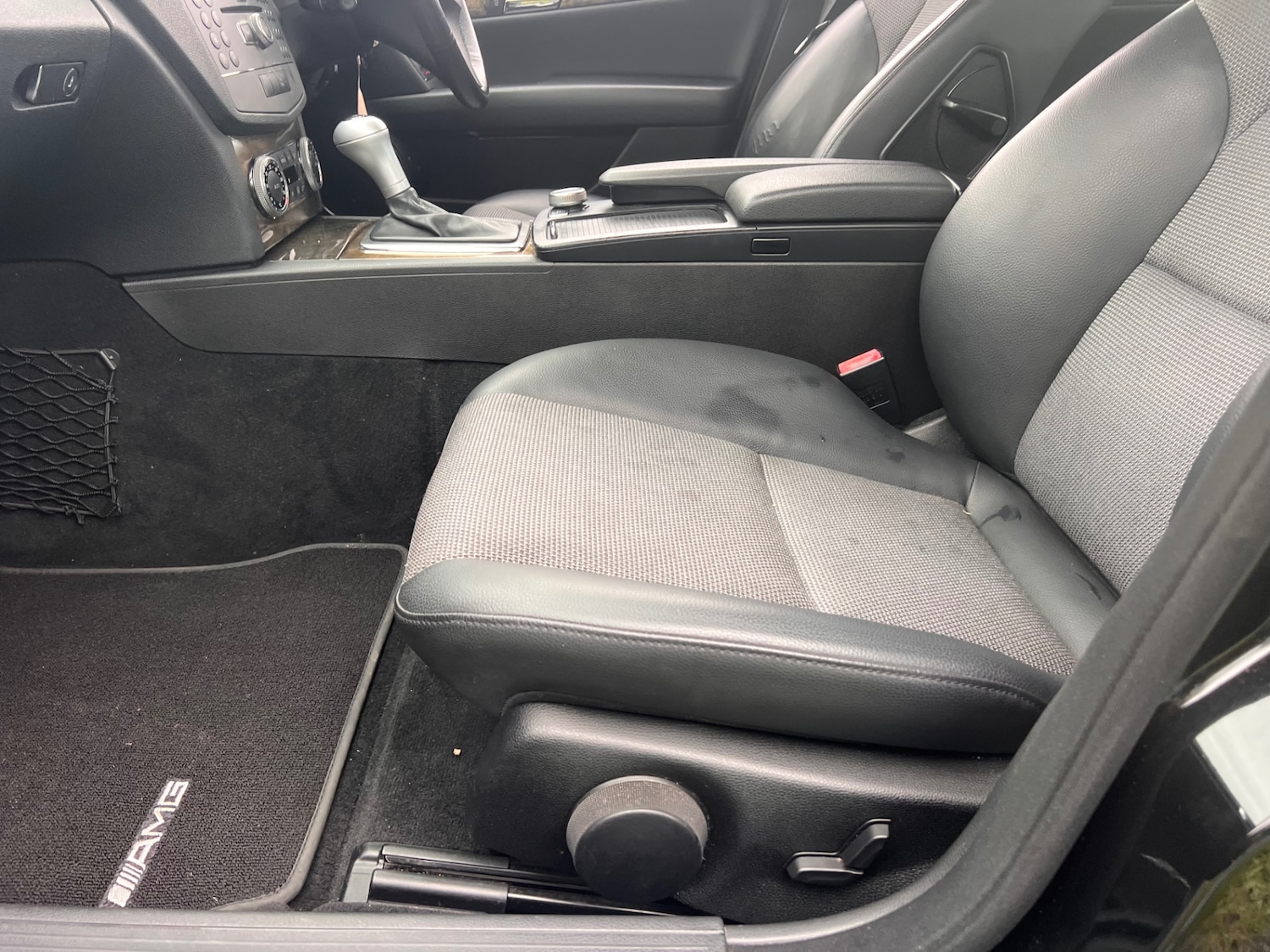 Used Mercedes-Benz C Class 2009 for sale - 76892996: Photo 14