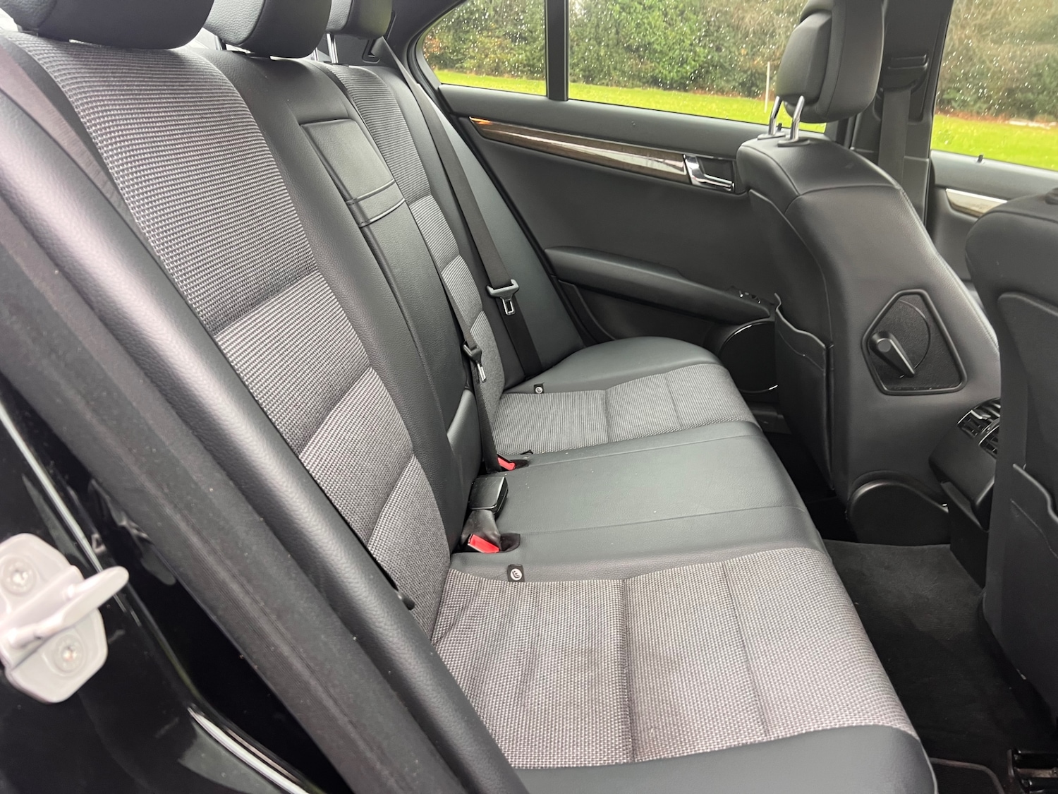 Used Mercedes-Benz C Class 2009 for sale - 76892996: Photo 5