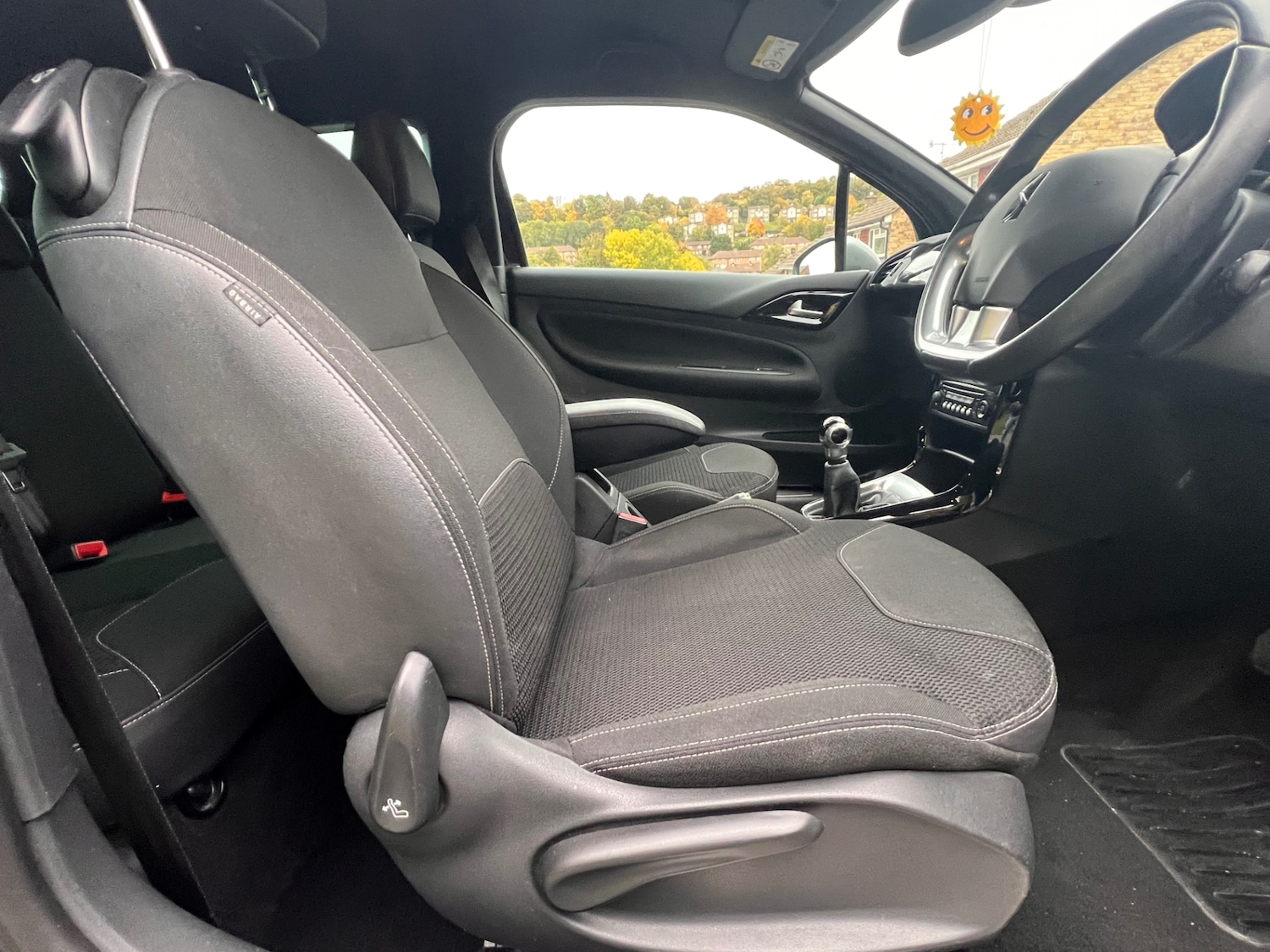 Used Citroen DS3 2014 for sale - 76353688: Photo 12
