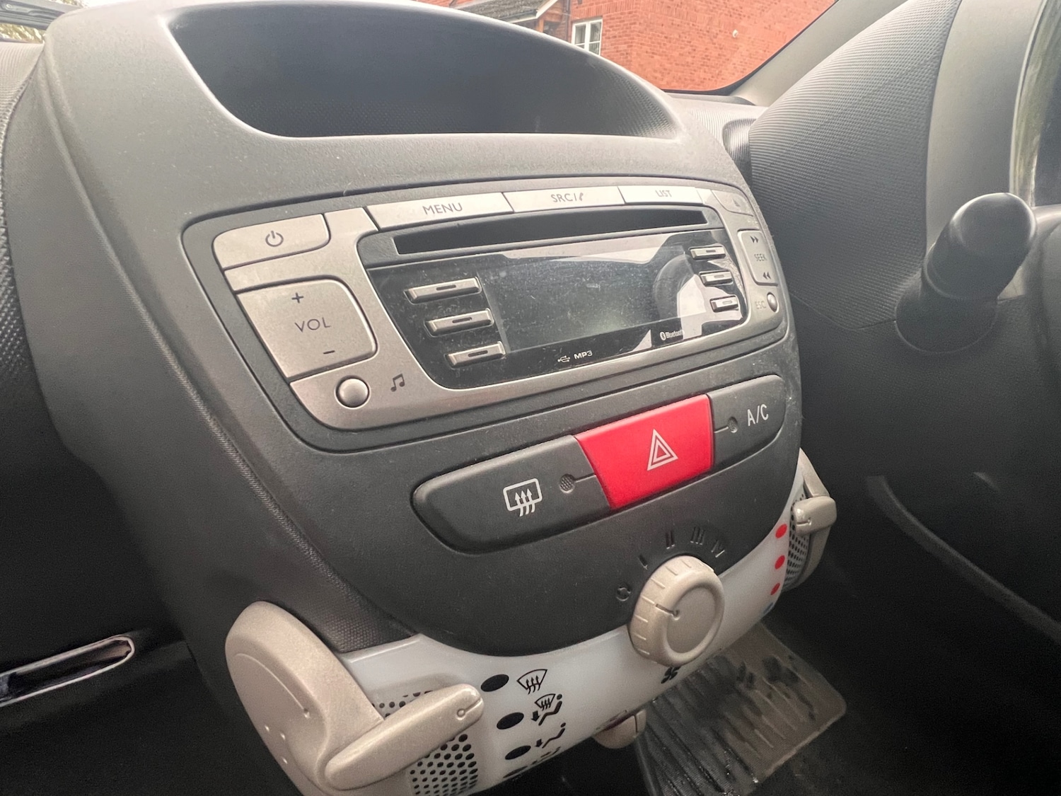Used Peugeot 107 2012 for sale - 76446093: Photo 16