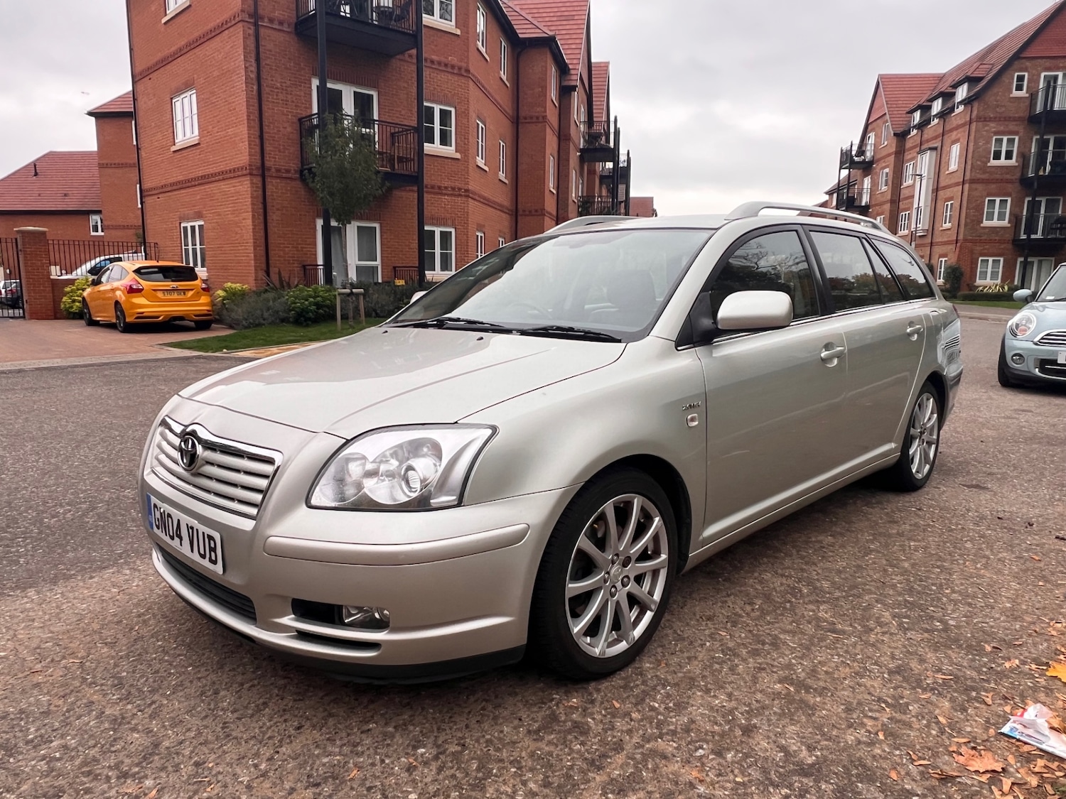 Used Toyota Avensis 2004 for sale - 76324975: Photo 2