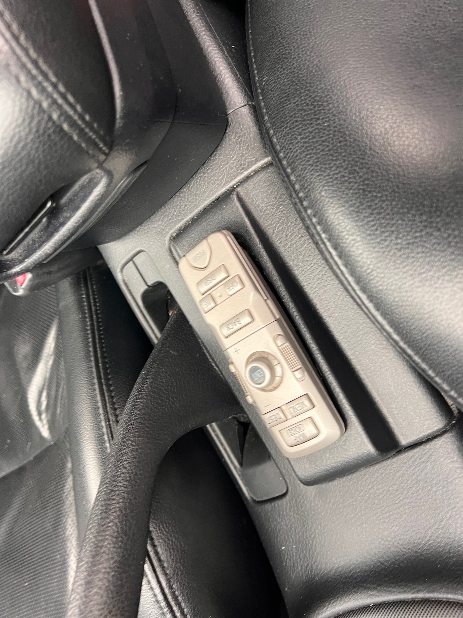 Used Toyota Avensis 2004 for sale - 76324975: Photo 22