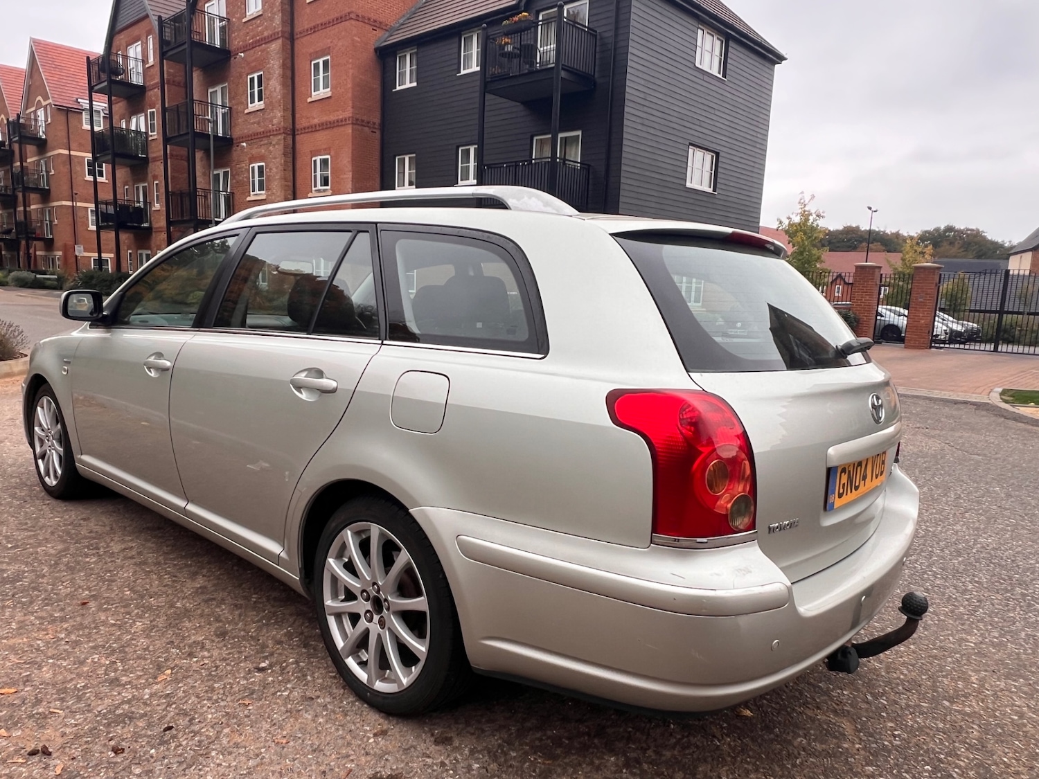 Used Toyota Avensis 2004 for sale - 76324975: Photo 3