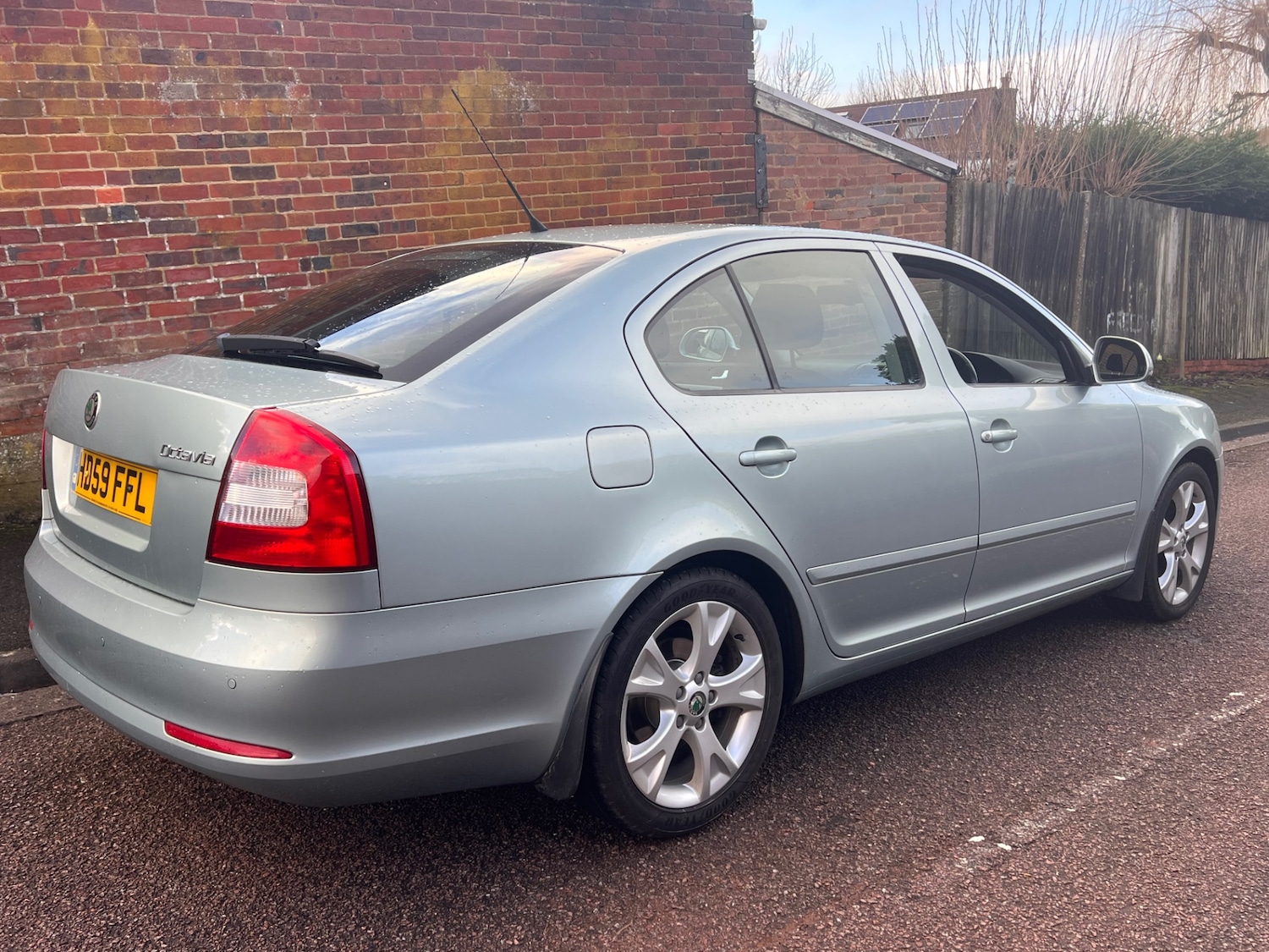 Used Skoda Octavia 2010 for sale - 77240204: Photo 2