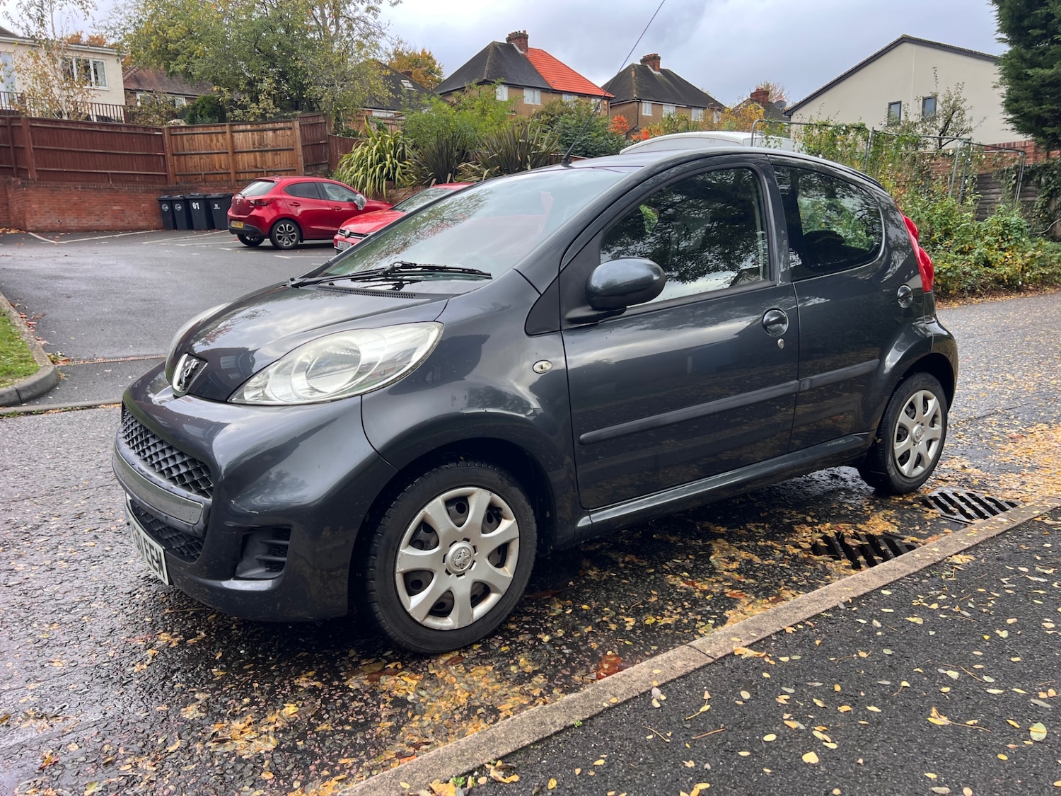Used Peugeot 107 2010 for sale - 76330269: Photo 2