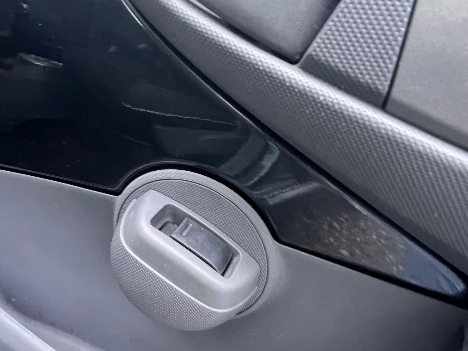 Used Peugeot 107 2010 for sale - 76330269: Photo 23