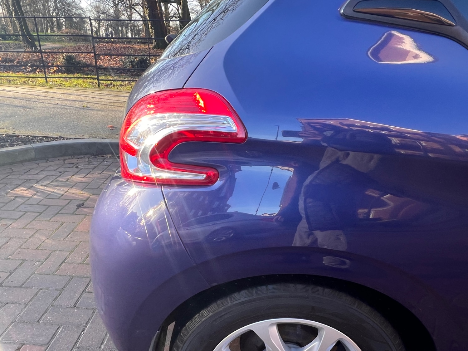 Used Peugeot 208 2013 for sale - 77166166: Photo 11