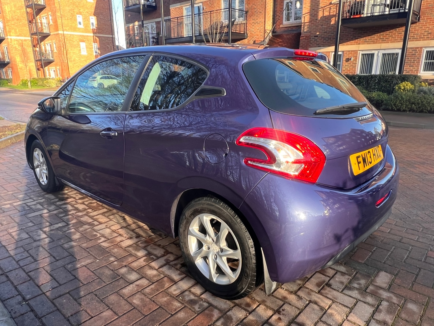 Used Peugeot 208 2013 for sale - 77166166: Photo 5