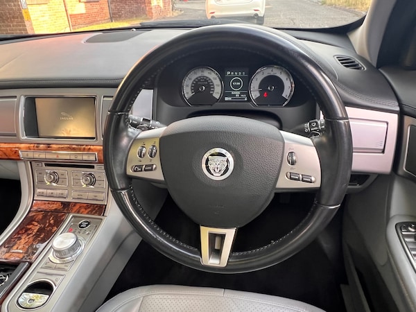 Used Jaguar XF 2008 for sale - 76170398: Photo 22