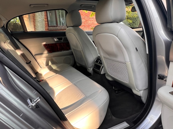Used Jaguar XF 2008 for sale - 76170398: Photo 5