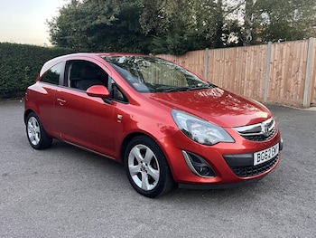 Vauxhall - Corsa