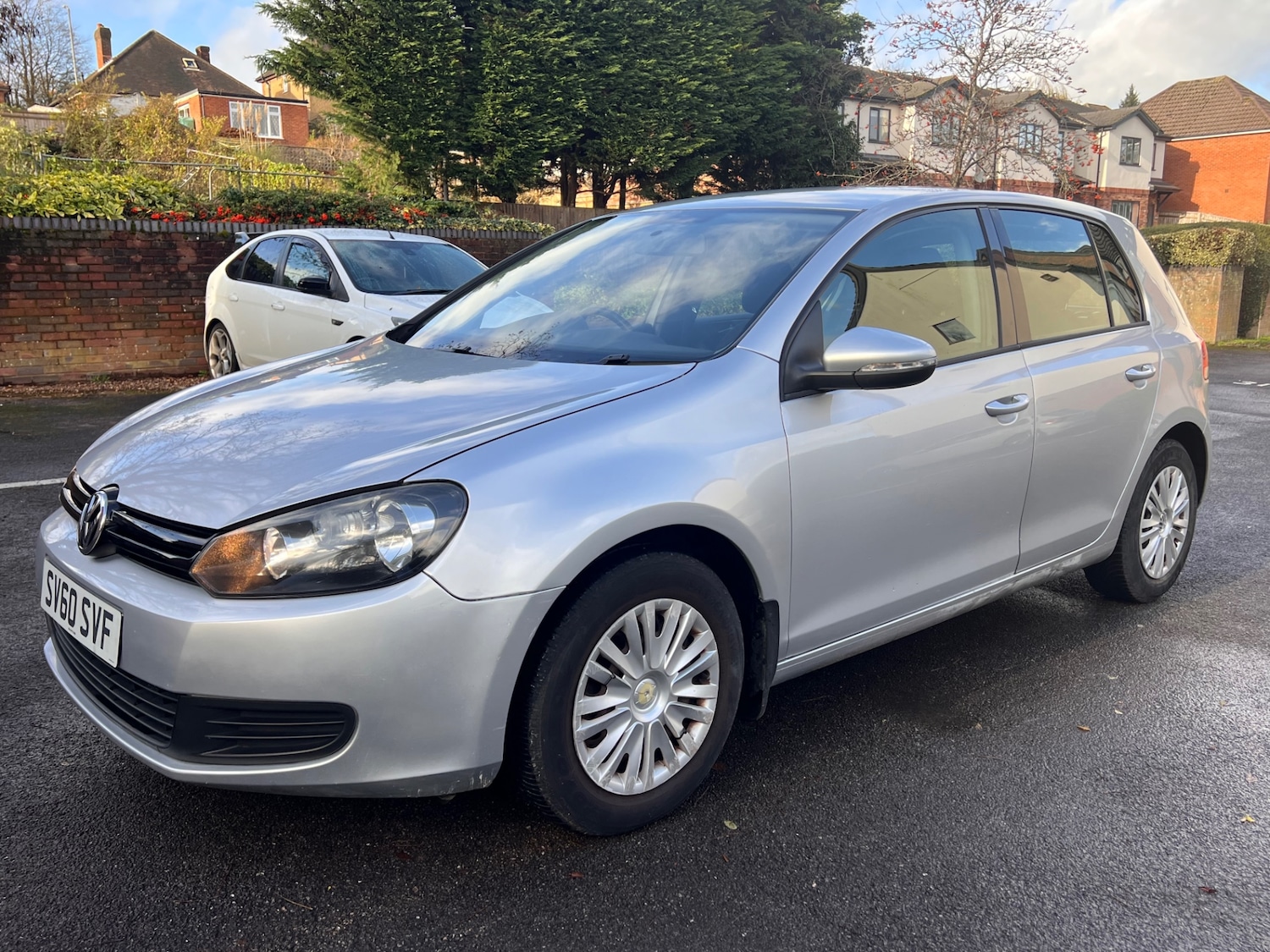 Used Volkswagen Golf 2010 for sale - 76638699: Photo 1