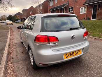 Used Volkswagen Golf 2010 for sale - 76638699: Photo