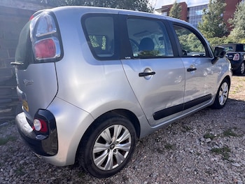 Used Citroen C3 Picasso 2010 for sale - 75922608: Photo