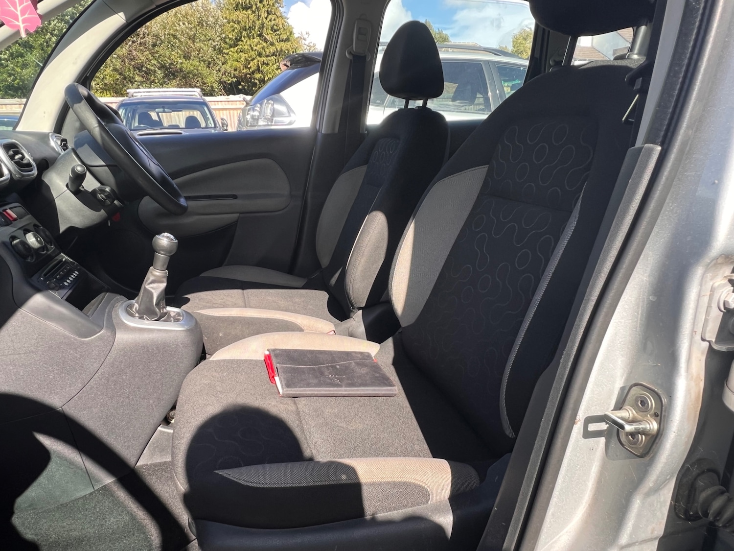 Used Citroen C3 Picasso 2010 for sale - 75922608: Photo 7