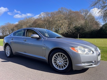 2010 (10) - 3.0 V6 Luxury 4dr Auto
