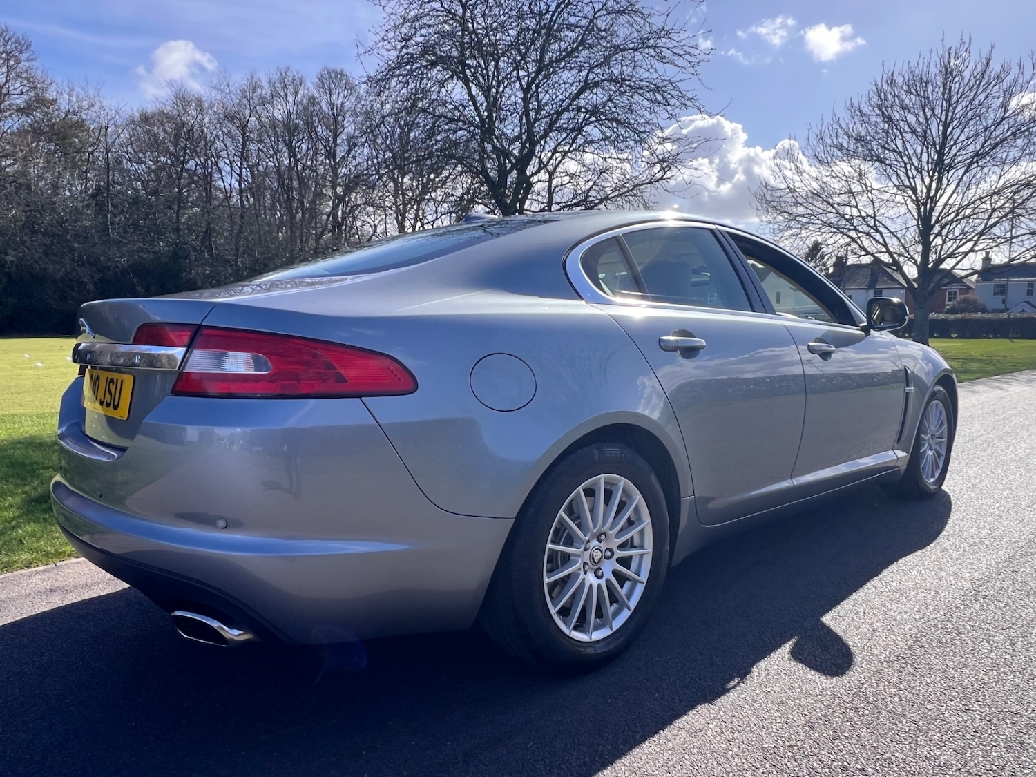 Used Jaguar XF 2010 for sale - 77906169: Photo 3