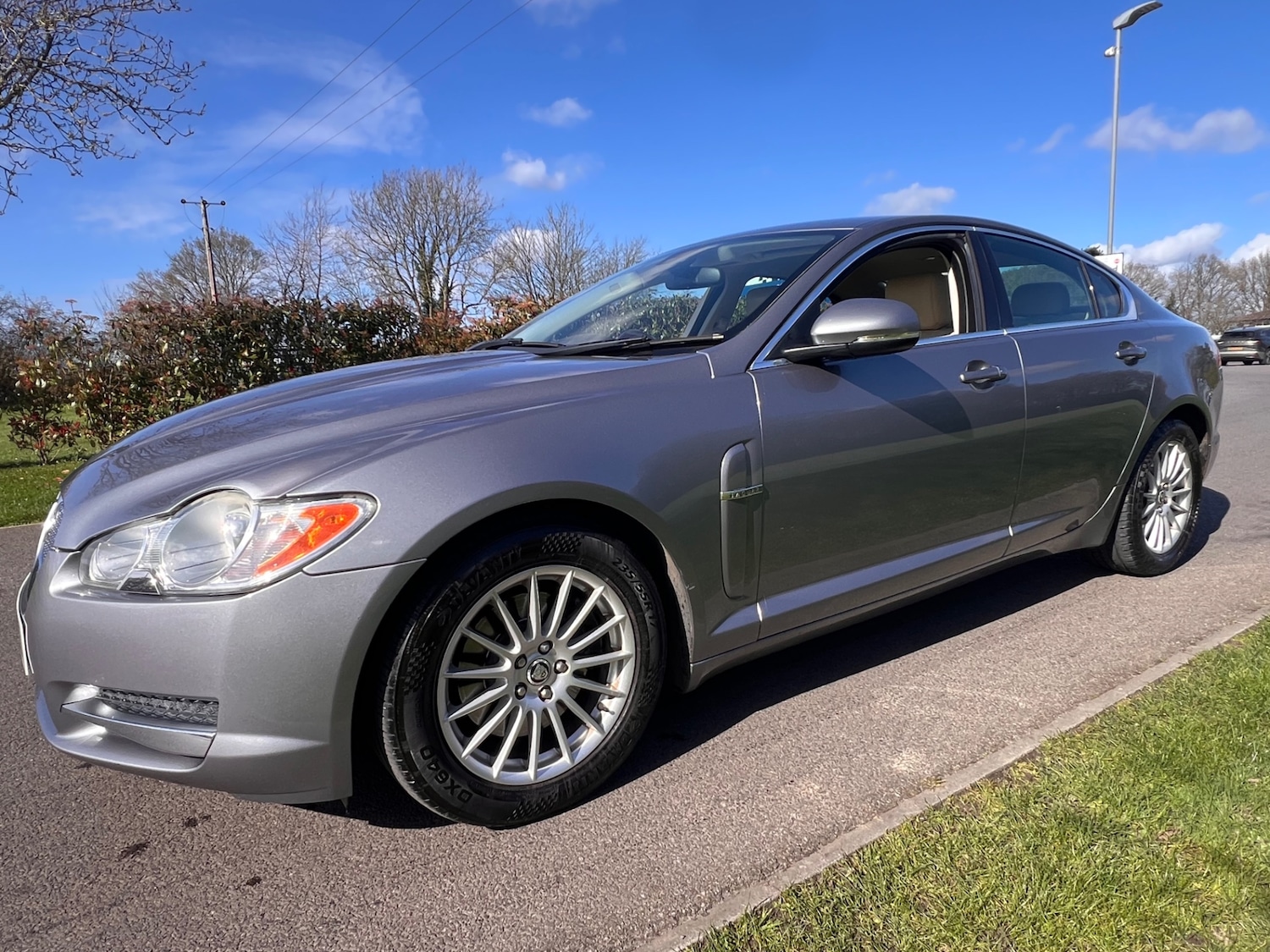 Used Jaguar XF 2010 for sale - 77906169: Photo 8