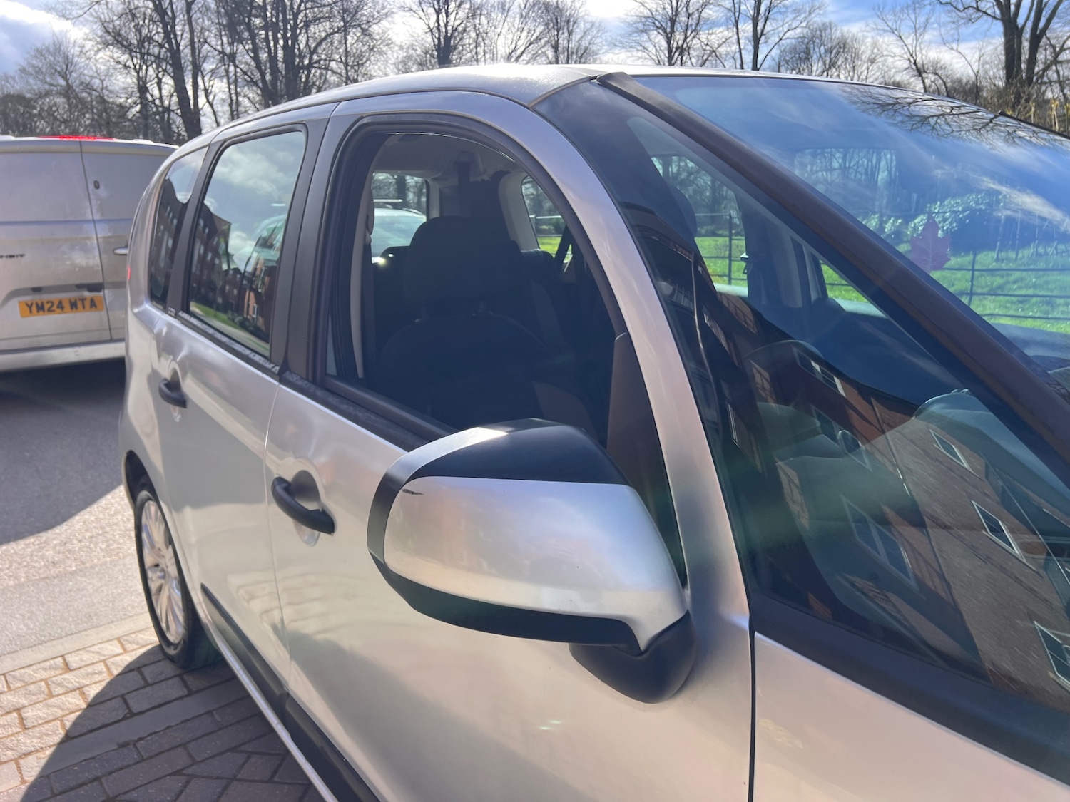 Used Citroen C3 Picasso 2010 for sale - 77845083: Photo 14