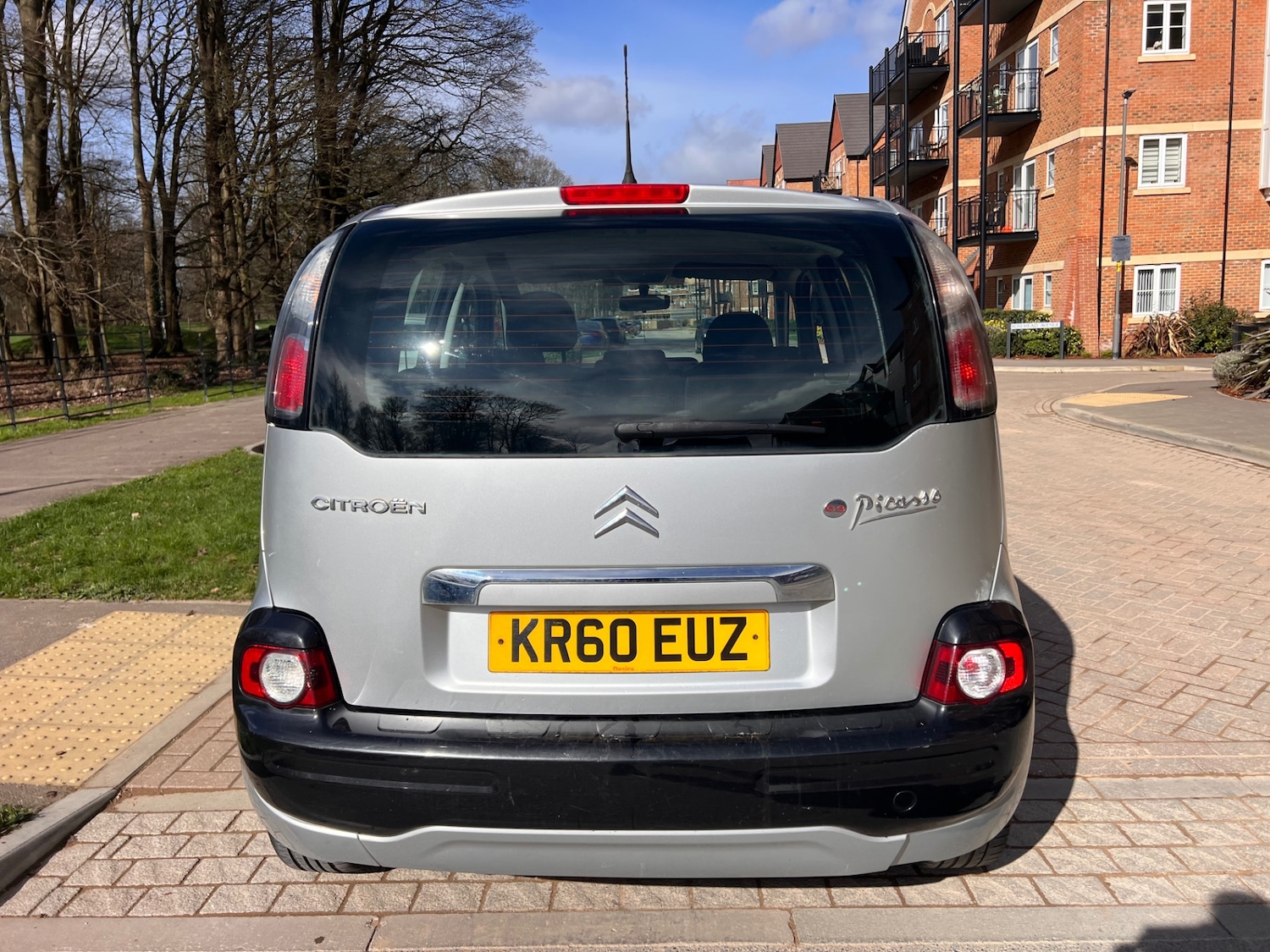 Used Citroen C3 Picasso 2010 for sale - 77845083: Photo 6