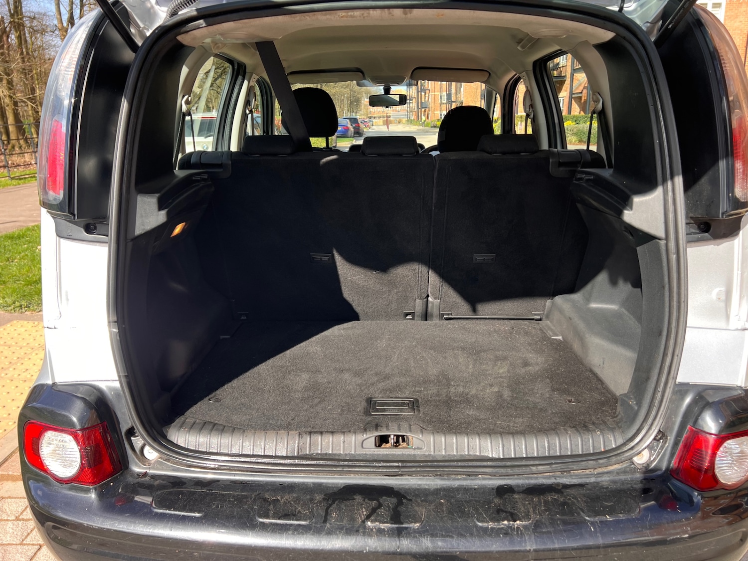 Used Citroen C3 Picasso 2010 for sale - 77845083: Photo 7