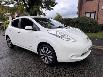 2015 (15) - 24kWh Tekna Auto 5dr