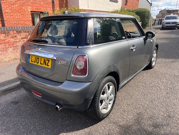 Used MINI Hatch 2010 for sale - 75587264: Photo